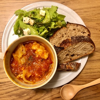 パンにも！鶏むね肉とキャベツのトマトカレー